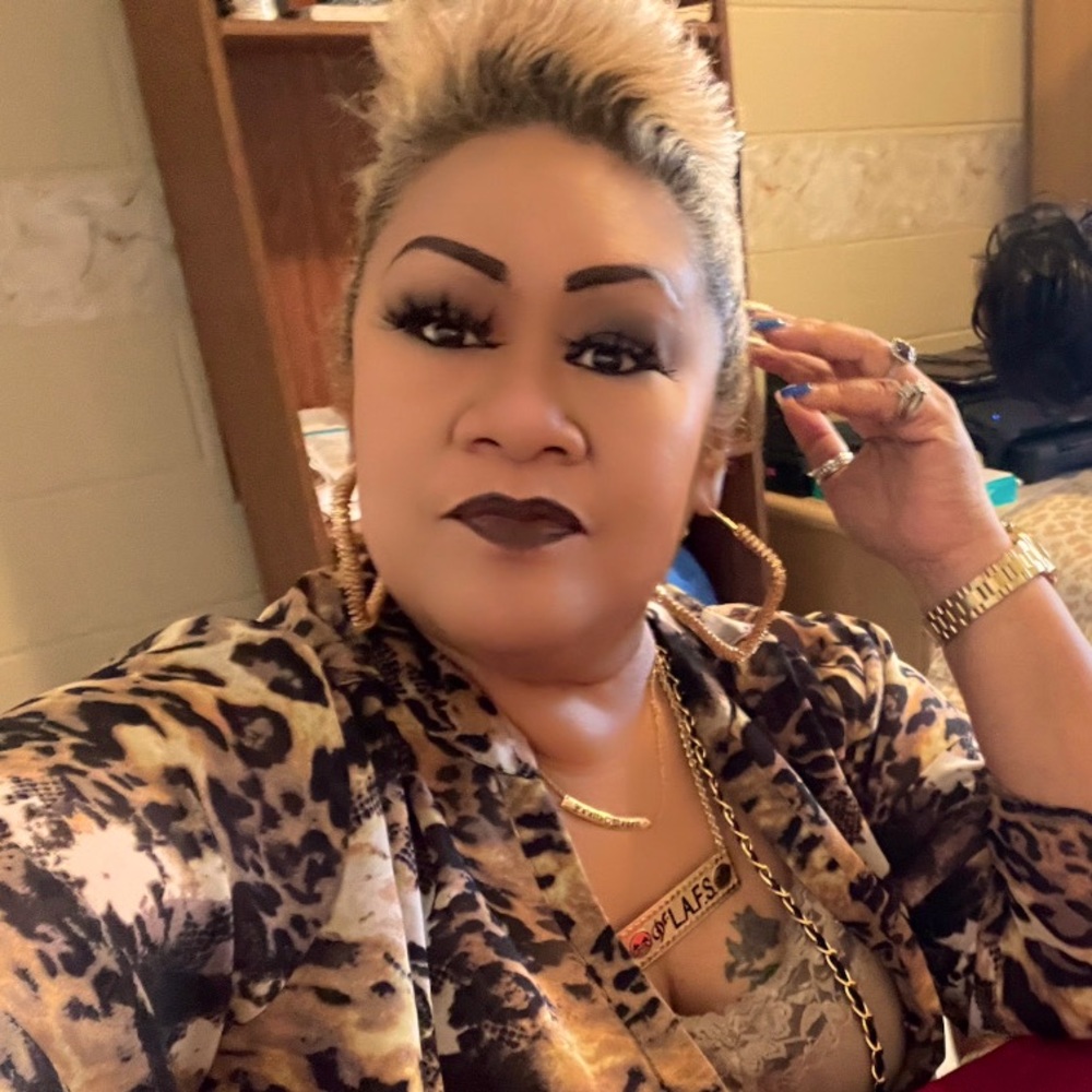 Meet your Posher, Leah